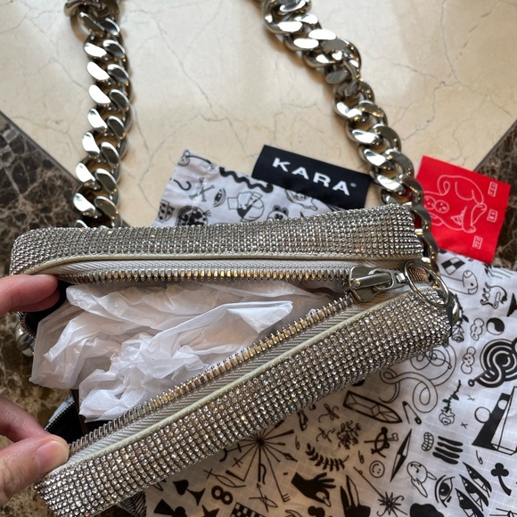 KARA Crystal mesh chain camera bag - Picture 9 of 13